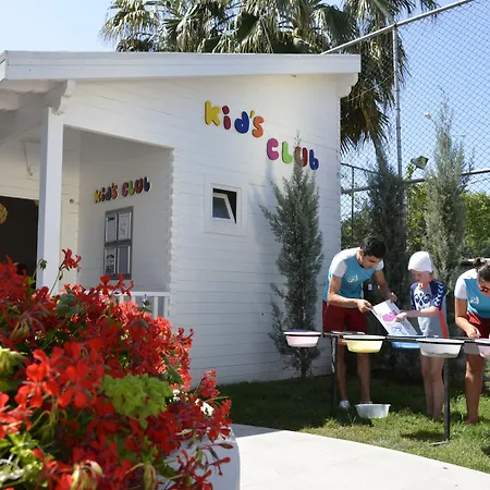 Calimera ホテル シダ