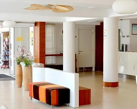 Calimera 4* Side